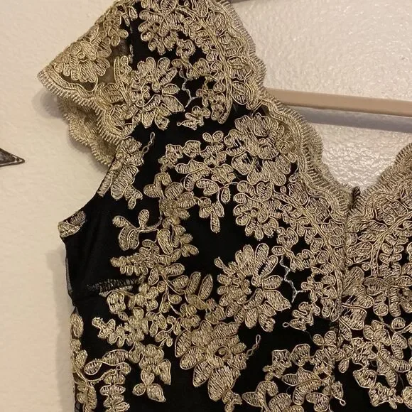 Black and Gold Party Dress Size Large - Picture 3 of 9